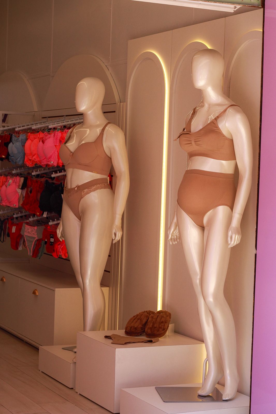 Esmera Moda Intima - imagem 12